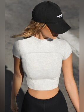 Joah Brown Contrast Stitch Crop Tee in Pearl Grey Rib Size M/L